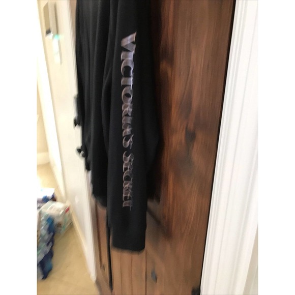 Victoria Secrets Womens Large Black Sweatsuit Sweater with pants set - Picture 3 of 10